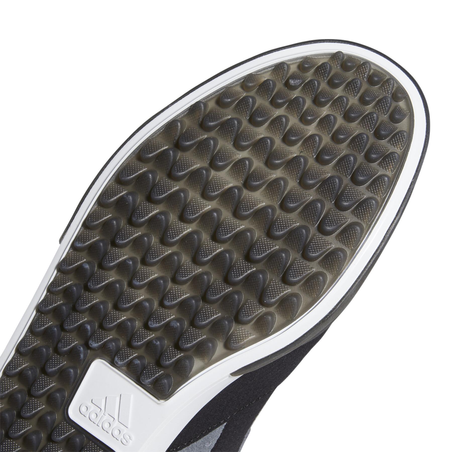 Schoenen adidas Adicross Retro Spikeless